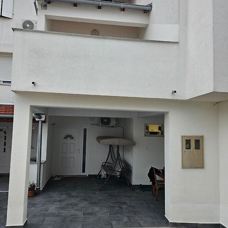 Apartman Baraka Шибеник Экстерьер фото